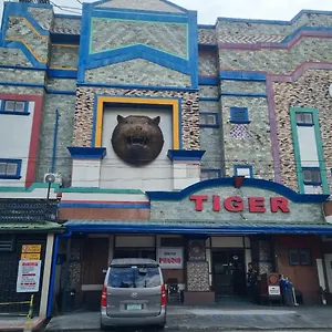 Clark Tiger **** Angeles