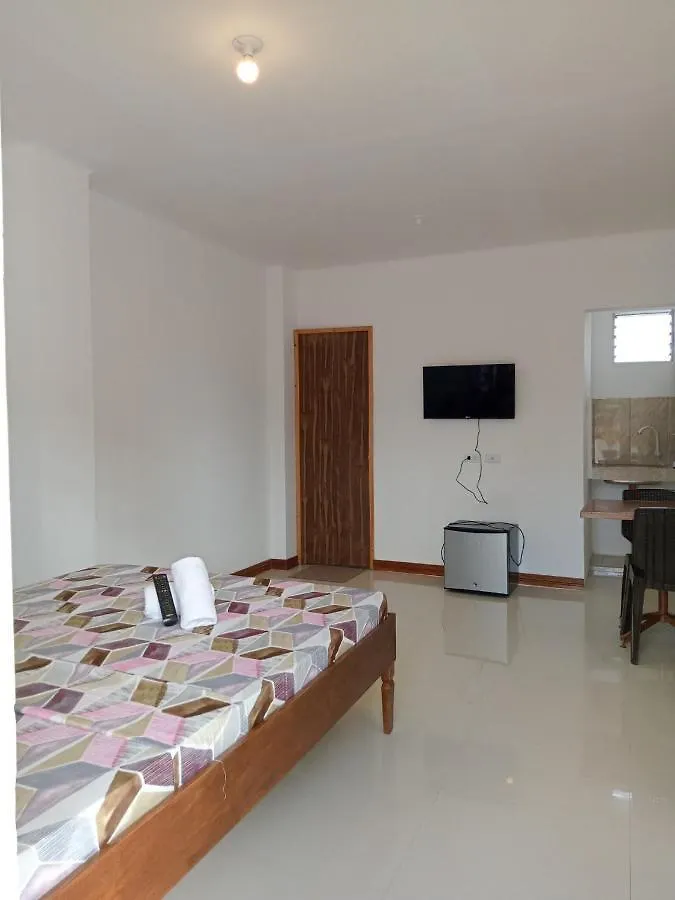 __Aplaridel Inn Suites__ Angeles Hotel