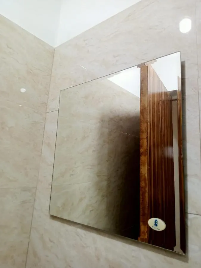 *** Hotel __Aplaridel Inn Suites__ Angeles Philippines